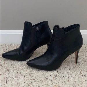 Johnston & Murphy Black Leather Booties